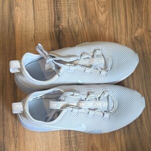 Nike White Mesh Sneakers Women’s